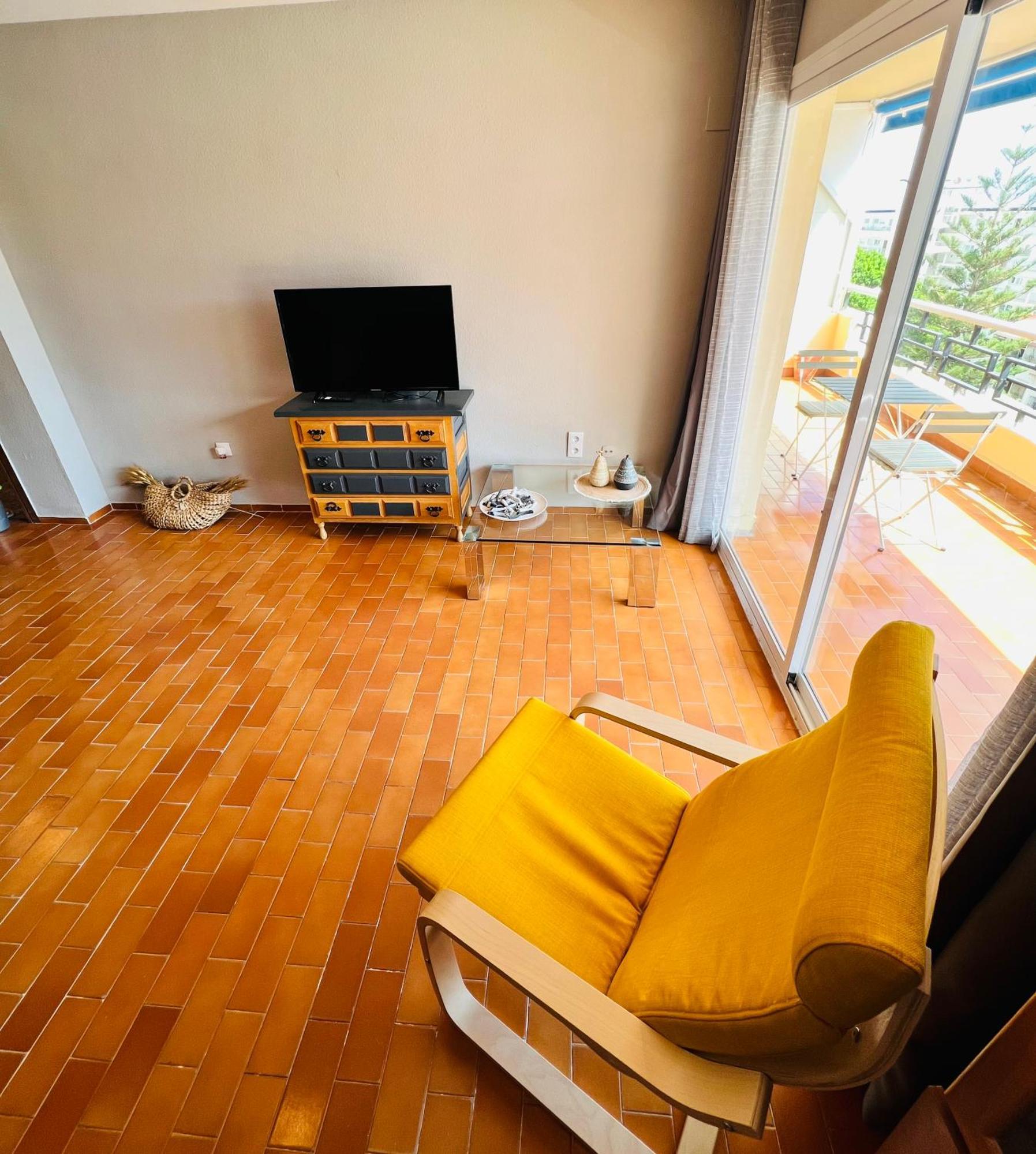 Torremolinos Carihuela Nucleo Cristal Apartment Exterior photo